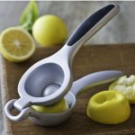 Citrus-Juicer-Press-lime-squeezer-with-soft-rubber-handle.jpg