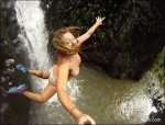 7 cliff-diving-Most Famouse Extreme Selfies www.aluth.com.jpg