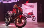 honda-cb-hornet-160r-2_650x423_51438691399.jpg
