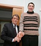Tallest-Man-ritemail.blogspot.com01.jpg